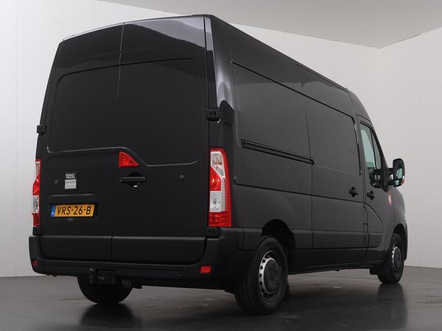 Renault MASTER T35 2.3 dCi 150 | Aut. | L2 H2 | Energy Comfort | Navigatie | Parkeercamera | 3-zits | Trekhaak | Betimmering | Cruise Control |