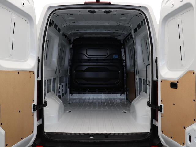 Renault MASTER E-Tech T35 L2H2 Extra long range 87 kWh | Achteruitrijcamera | C-Shape LED dagrijverlichting | Elektronisch geregelde airconditioning |