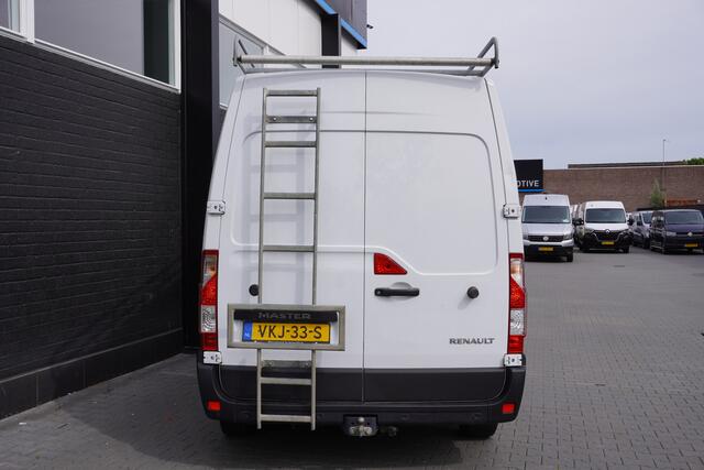 Renault MASTER 2.3 dCi 135PK L2H2 EURO 6 - Airco - Cruise - PDC - ¤ 15.900,- Excl.