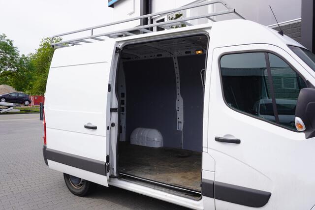 Renault MASTER 2.3 dCi 135PK L2H2 EURO 6 - Airco - Cruise - PDC - ¤ 15.900,- Excl.