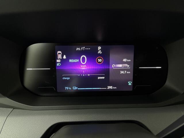 Renault MASTER E-tech 87KWh Long range L3H2 Maxi | Snelladen | Leder | Navigatie | Camera | 3-Zits | Airco | Cruise