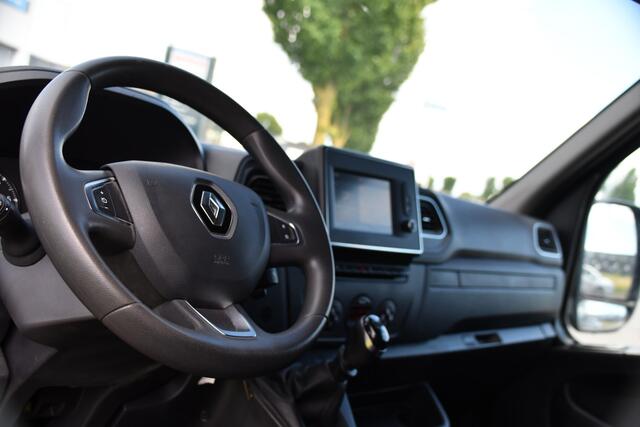 Renault MASTER T35 2.3 dCi 150 L2H2 Black Edition Camera, Cruise, 2 x Schuifdeur, LED, Clima, Trekhaak, Sensoren, Multimedia, Uniek!