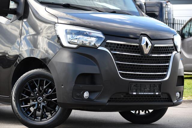 Renault MASTER T35 2.3 dCi 150 L2H2 Black Edition Camera, Cruise, 2 x Schuifdeur, LED, Clima, Trekhaak, Sensoren, Multimedia, Uniek!