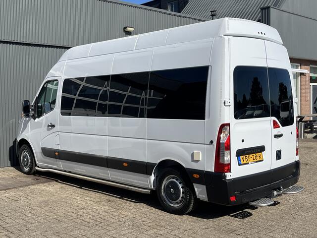 Renault MASTER T35 2.3 dCi L3H3 5-Persoons Ideaal voor Camper!! BTW EN BPM VRIJ!! Airco Cruise controle Kastinrichting Trekhaak 2500kg Trekgewicht Schuifdeur Ruiten om hele auto Semi automaat Euro 6 Ex overheid