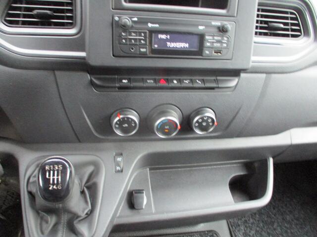 Renault MASTER 2.3 dCi 135 PK L2 H2 Airco Trekhaak Camera