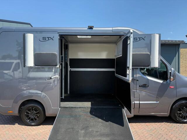 Renault MASTER STX S3 Paardenwagen Hengsten uitvoering Automaat!