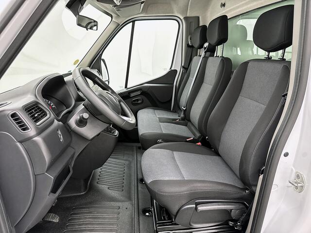 Renault MASTER T35 2.3 dCi 145 L3H2 Bakwagen Laadklep D'Hollandia Navigatie Cruise control