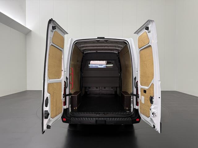 Renault MASTER 2.3DCi 150PK L3H2 Dubbele Cabine 6-Persoons | Multimedia | Camera | Airco | Cruise | Betimmering