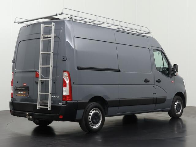 Renault MASTER 2.3DCI 135PK L2H2 | Imperiaal | Trekhaak | Airco | Cruise | Betimmering | 3-Zits