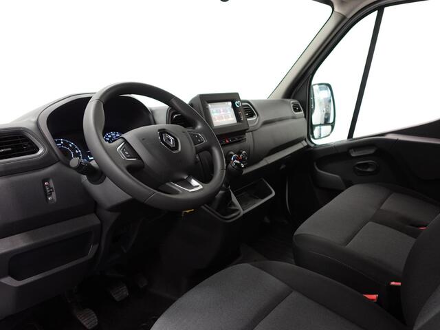Renault MASTER T33 2.3 dCi 135 L2H2 BPM VRIJ! Airco Cruise control Parkeersensoren Navigatie Trekhaak