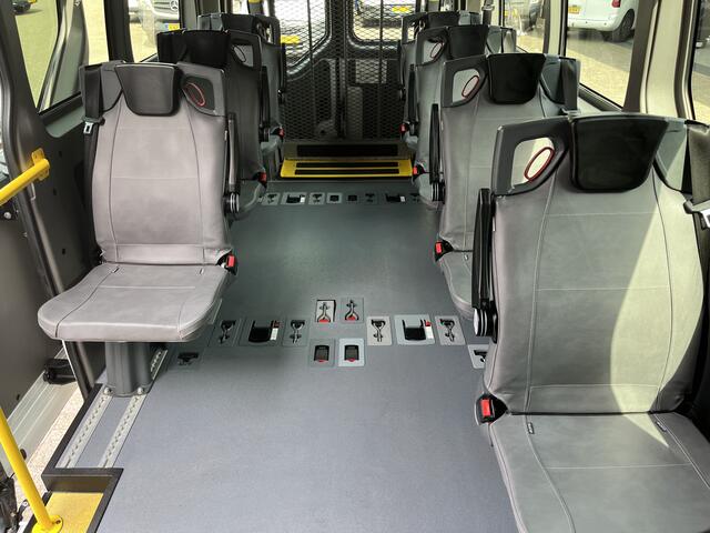 Renault MASTER L3H2 T35 dCi Rolstoelvervoer 9-Persoons Rolstoellift Airco Cruise controle Achterruitrijcamera Telefoonverbinding Dealer onderhouden Euro 6 Personenvervoer Rolstoelbus Taxi
