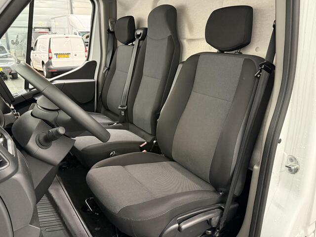 Renault MASTER T33 2.3 dCi 135 L2H2 BPM VRIJ! Airco Cruise control Parkeersensoren Navigatie Trekhaak