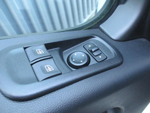 Renault MASTER 2.3DCI 145 PK Bakwagen Meubelbak Laadklep Airco