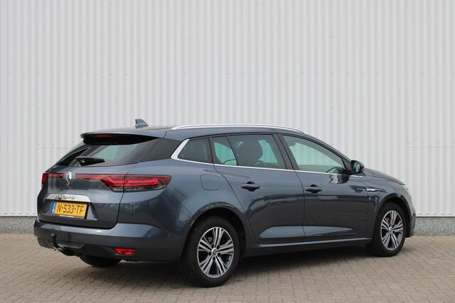 Renault MEGANE Estate 1.3 TCe Intens 140PK | TREKHAAK | NAVI | RIJKLAARPRIJS!!