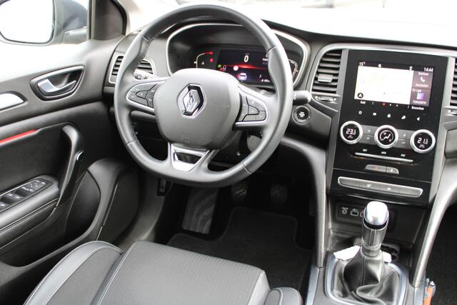 Renault MEGANE Estate 1.3 TCe Intens 140PK | TREKHAAK | NAVI | RIJKLAARPRIJS!!