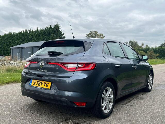 Renault MEGANE 1.2 TCe Life Cruise LED bluetooth