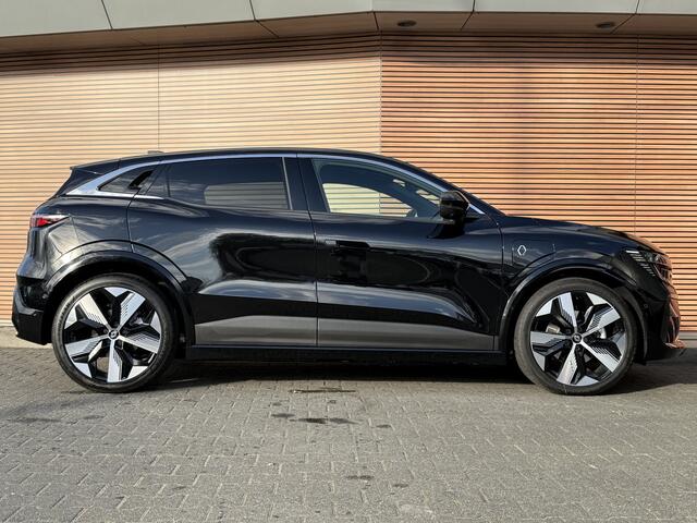 Renault MEGANE E-Tech 220 Comfort Range Techno 60 kWh Winterpack / H & K Audio / 20" lm velg / 360 camera enz enz