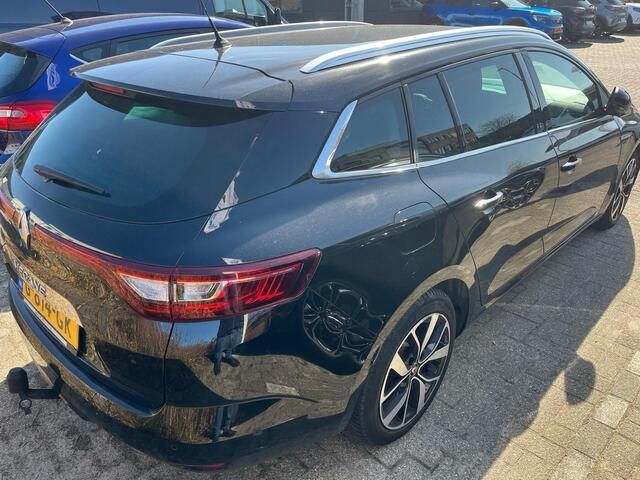 Renault MEGANE Estate 1.3 TCe Bose