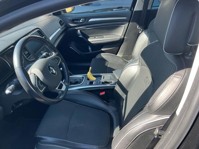 Renault MEGANE Estate 1.3 TCe Bose