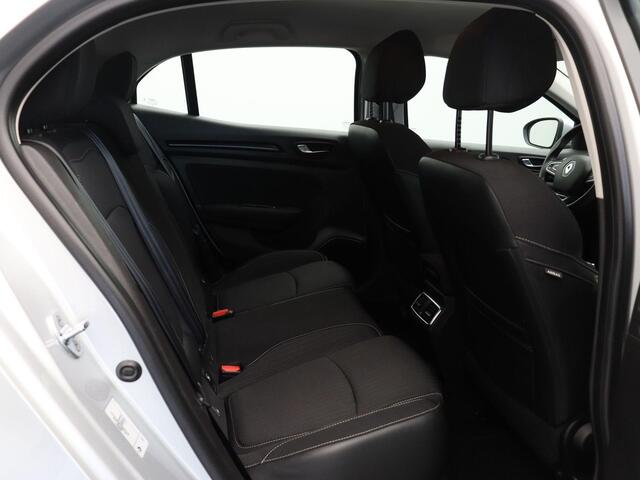 Renault MEGANE TCe 100pk Zen | Cruise Control | Navigatie | Airconditioning | Trekhaak |