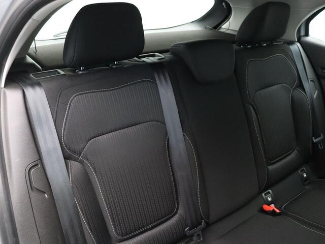 Renault MEGANE TCe 100pk Zen | Cruise Control | Navigatie | Airconditioning | Trekhaak |