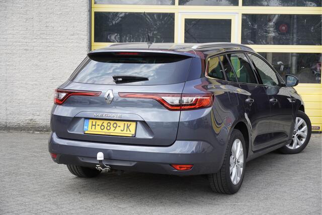 Renault MEGANE Estate 1.3 TCe Limited BJ2020 Lmv 16" | Led | Pdc | Navi | Keyless entry | Trekhaak | Climate control | Cruise control | Extra getint glas