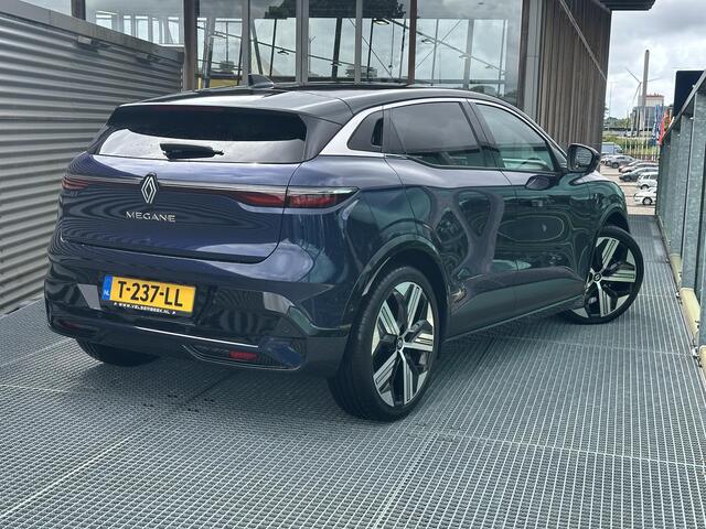 Renault MEGANE E-Tech EV60 Optimum Charge Iconic Automaat, Leder, Navigatie, 360 graden parkeercamera, Adaptive cruise, Dodehoekdetectie, Digitale achteruitkijkspiegel, 20 inch wielen