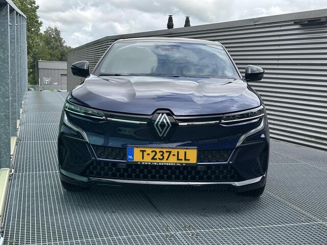 Renault MEGANE E-Tech EV60 Optimum Charge Iconic Automaat, Leder, Navigatie, 360 graden parkeercamera, Adaptive cruise, Dodehoekdetectie, Digitale achteruitkijkspiegel, 20 inch wielen