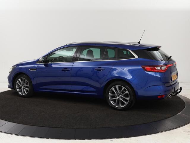 Renault MEGANE Estate 1.2 TCe GT-Line | Leder | Stoelverwarming | Camera | Cruise control | Trekhaak | LED | Navigatie | Sfeerverlichting | BOSE audio