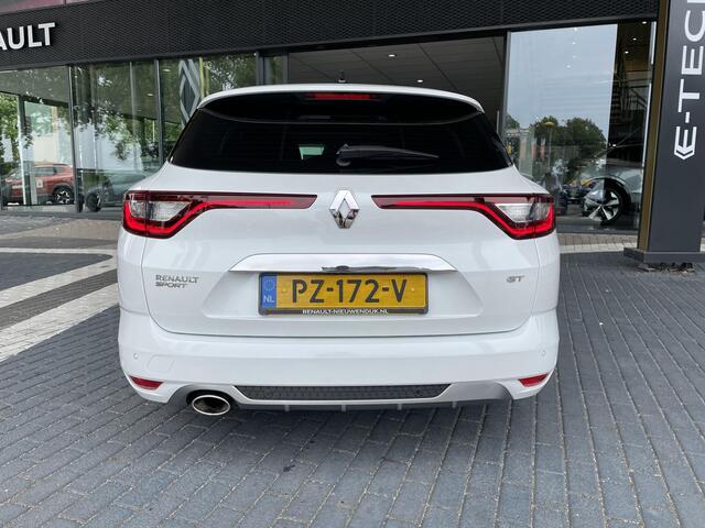 Renault MEGANE Estate 1.6 TCe GT / AUTOMAAT / 205PK / 4CONTROL BESTURING / LEDEREN BEKLEDING / ELEKTRISCH SCHUIFDAK / 8,7INCH MULTIMEDIA INCL. BOSE AUDIO / ADAPTIEVE CRUISECONTROL / PARKEERSENSOREN V+A INCL. CAMERA EN PARKEERASSISTENT / STOELVERWARMING