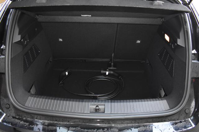 Renault MEGANE Techno | 20" lichtmetalen wielen 'Soren' | Cruise control met snelheidsbegrenzer | LED-dagrijverlichting met specifiek vormgegeven lichtsignatuur