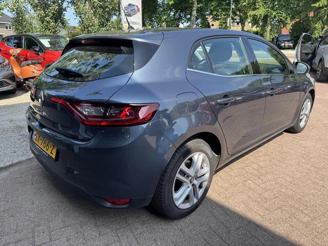 Renault MEGANE 1.3 TCe Zen 52.254KM!!