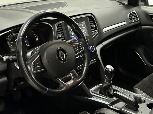 Renault MEGANE Estate 1.5 dCi Bose/ LED Dagrijverl./ Trekhaak/ 16''LMV/ Camera/ DAB+/ Grootlichtassistent/ DodeHoekDetectie/ Clima/ Navi Cruise/ Bluetooth/ Multi.LEDER.Stuur/ Elek.Pakket/ Isofix/ PDC V+A.