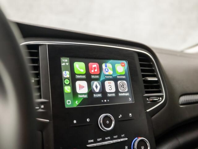 Renault MEGANE Estate 1.3 TCe Limited Sport (APPLE CARPLAY, VIRTUAL COCKPIT, NAVIGATIE, CLIMATE, GETINT GLAS, SPORTSTOELEN, TREKHAAK, LM VELGEN, NIEUWSTAAT)