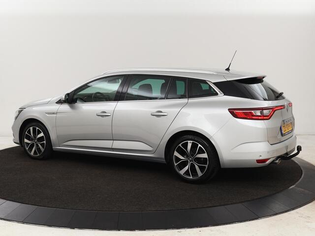 Renault MEGANE 1.3 TCe Bose | Trekhaak | Camera | Carplay | Keyless | Navigatie | Climate control | Bose Sound | Park Assist | Half leder