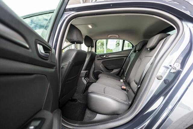 Renault MEGANE 1.0 TCe Zen | Unieke km | Parkeers. | 16'' | Climate control |