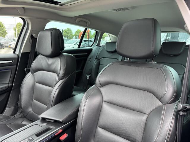 Renault MEGANE Estate 1.3 TCe Business Edition One / Schuifdak / Bose / Vol Leder / Trekhaak / Groot navigatie /