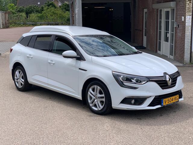 Renault MEGANE 1.5 DCI EXPR. SenS 110 PK NAVI AIRCO TREKHAAK ZEER MOOIE AUTO