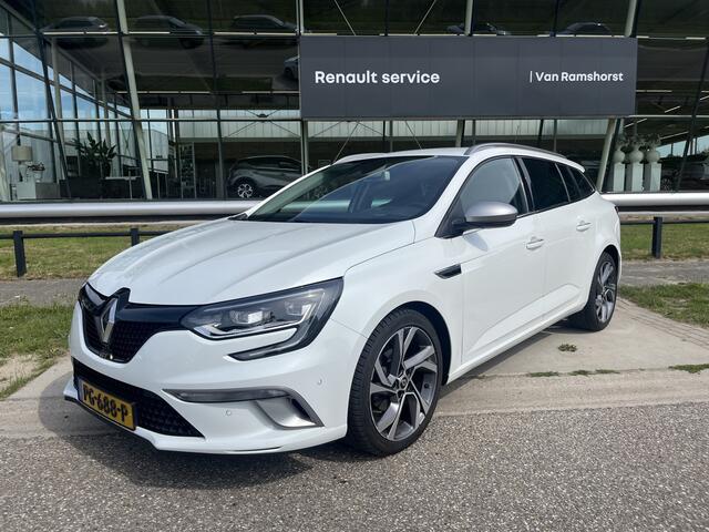 Renault MEGANE Estate 1.5 dCi GT-Line / Groot scherm / Trekhaak / Bose Soud / Keyless / Camera / PDC V+A / Aut.parkeren / 18'' LMV /