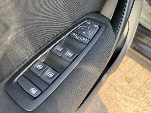 Renault MEGANE Estate 1.6 dCi |CLIMA|NAV|CRUISE|PDC|LED|+++