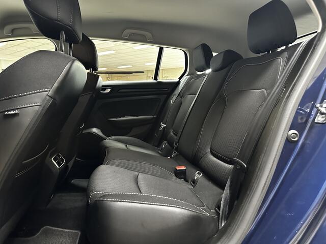 Renault MEGANE Estate 1.2 TCe Zen/ Apple + Android/ DAB+/ Navi/ Clima/ Cruise/ Elek. pakket/ Isofix/ Bluetooth/ Armsteun/ Multi. LEDER. Stuur/ Mistl./ PDC/ Dakrails/ LED Dagijverl.