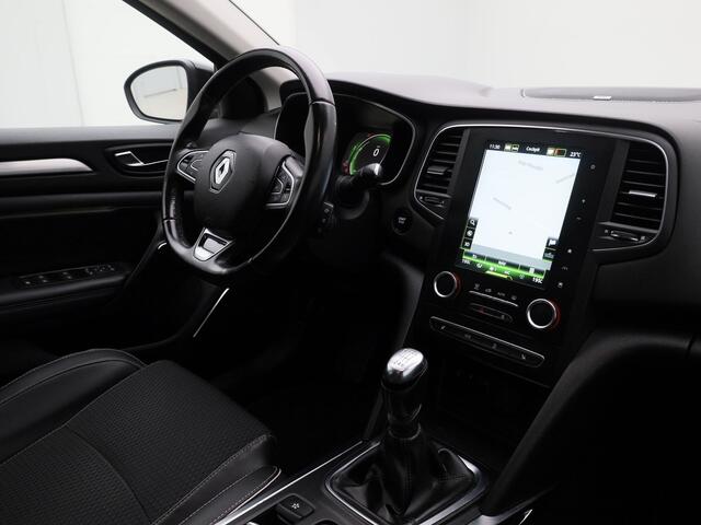 Renault MEGANE 1.2 TCe 132 PK Estate Bose | NAVI | BOSE | STOELVERW.