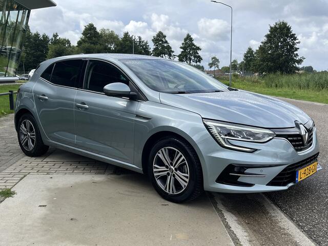 Renault MEGANE 1.3 TCe 140 PK Intens / Apple Carplay - Android Auto / Climate / PDC V+A / Keyless / 16'' LMV /