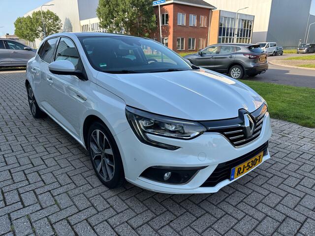 Renault MEGANE 1.2 TCe Bose HUD | Stoelverwarming