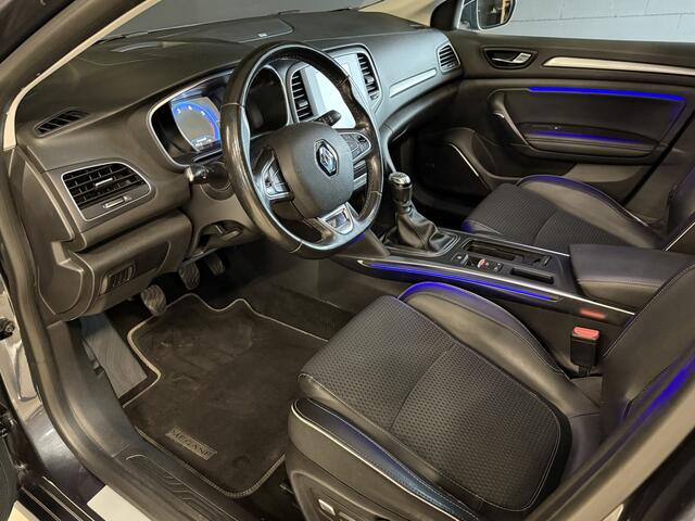 Renault MEGANE Estate 1.2 TCe Bose | Panoramadak | Head UP | Pure Vison LED | Keyless