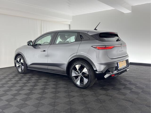 Renault MEGANE E-Tech EV60 Optimum Charge Evolution [ 3-Fase ] {SOH-92%} (INCL-BTW) Aut *FULL-LED | DIGI-COCKPIT | NAVI-FULLMAP | CAMERA | COMFORT-SEATS | KEYLESS | ECC | PDC | CRUISE | DAB | CARPLAY | SHIFT-PADDLES | LANE-ASSIST | 18''ALU*