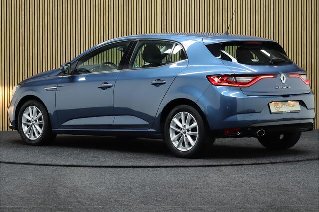 Renault MEGANE 1.5 dCi GT-Line | Cruise-control | Parkeerhulp | Clima | Navigatie | Keyless | Stoelverwarming | Dealer Onderhouden!