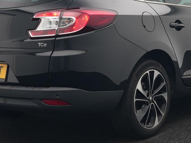 Renault MEGANE Estate 1.2 TCe Handgeschakeld 116pk | BOSE Soundsystem | Navigatie | Keyless | Cruise Control | 17" L.M | USB |