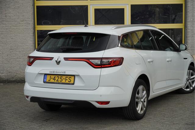 Renault MEGANE Estate 1.3 TCe Zen BJ2020 Led | Pdc | Navi | Climate control | Cruise control | Getint glas