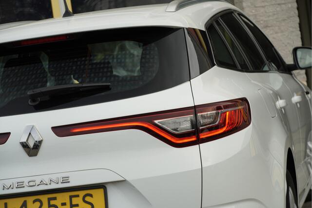 Renault MEGANE Estate 1.3 TCe Zen BJ2020 Led | Pdc | Navi | Climate control | Cruise control | Getint glas